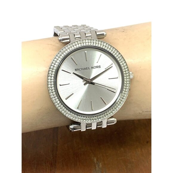 Michael Kors Women's Watch MK3190 Darci Quartz Silver Tone Stainless Steel Glitz - Picture 10 of 13